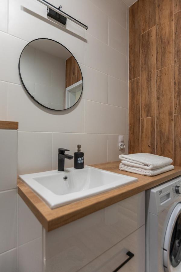 Vip Apartament Wolynska ジェシュフ エクステリア 写真
